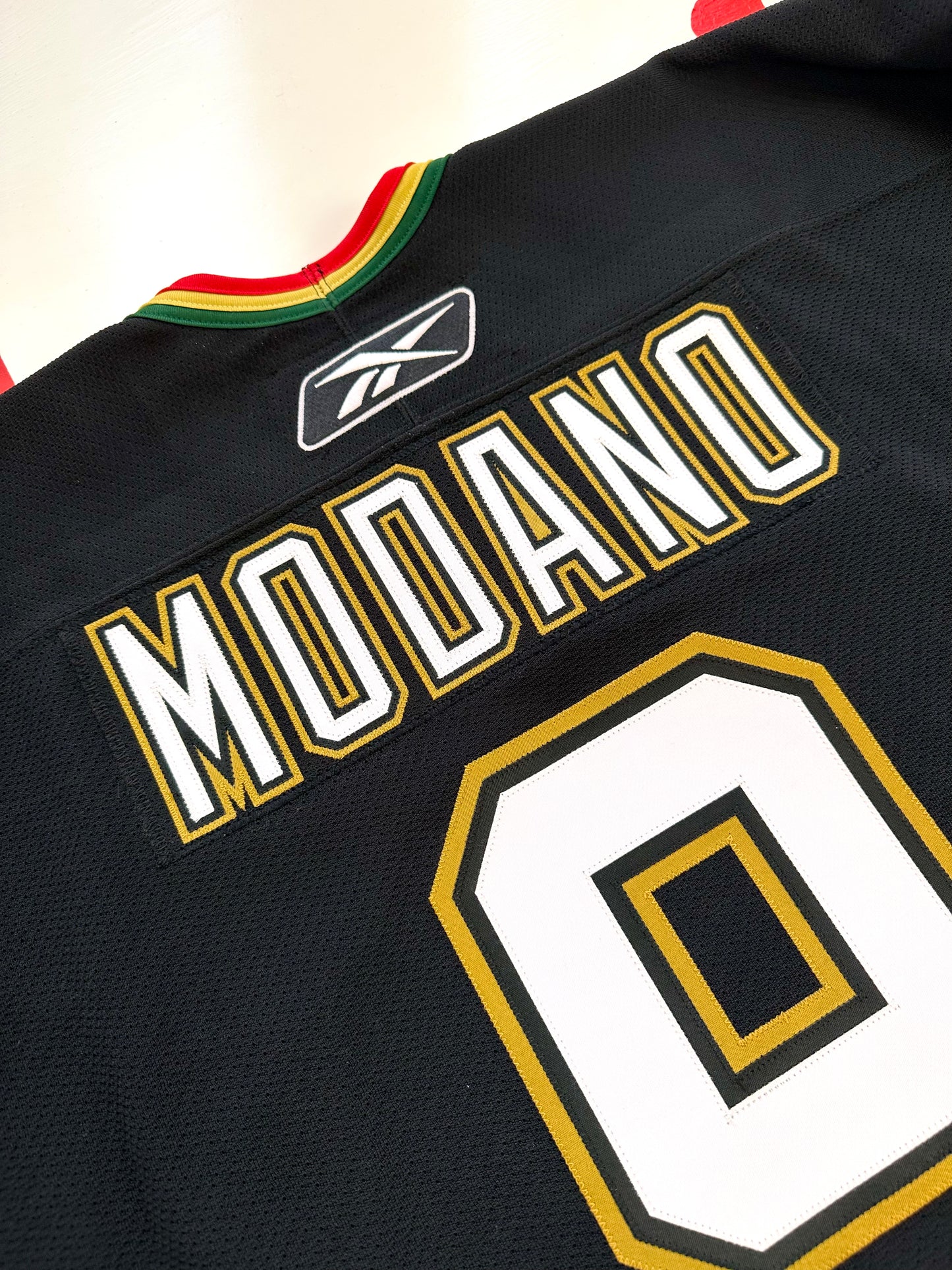 Dallas Stars 2005-2006 Mike Modano “Mooterus” NHL Hockey Jersey (56/XXL)