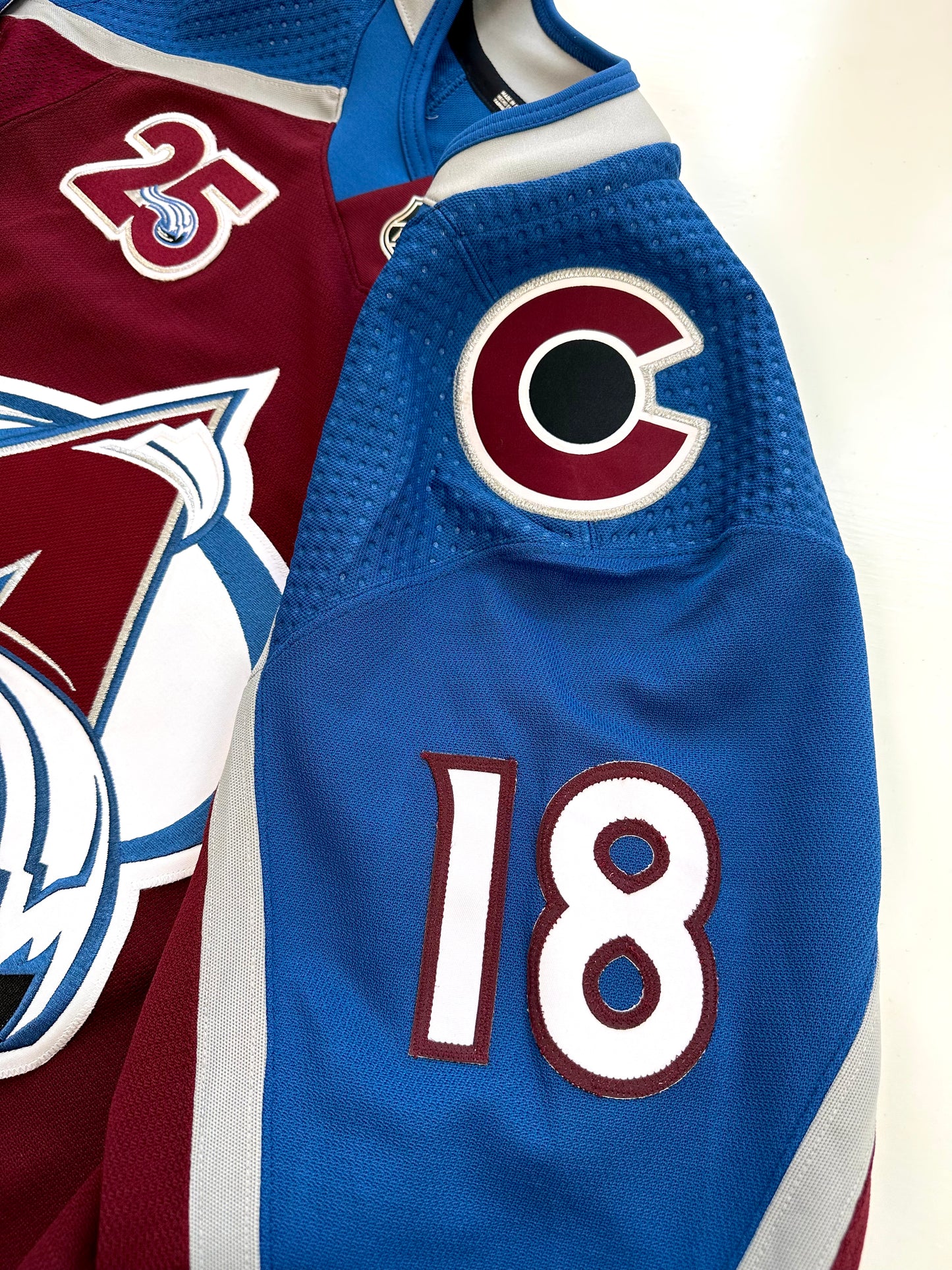 Colorado Avalanche 2021 Alex Newhook NHL Hockey Jersey (54/XL)