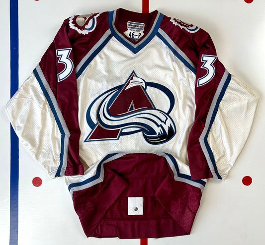 Colorado Avalanche 1996-1997 Patrick Roy NHL Hockey Jersey (46/Medium)