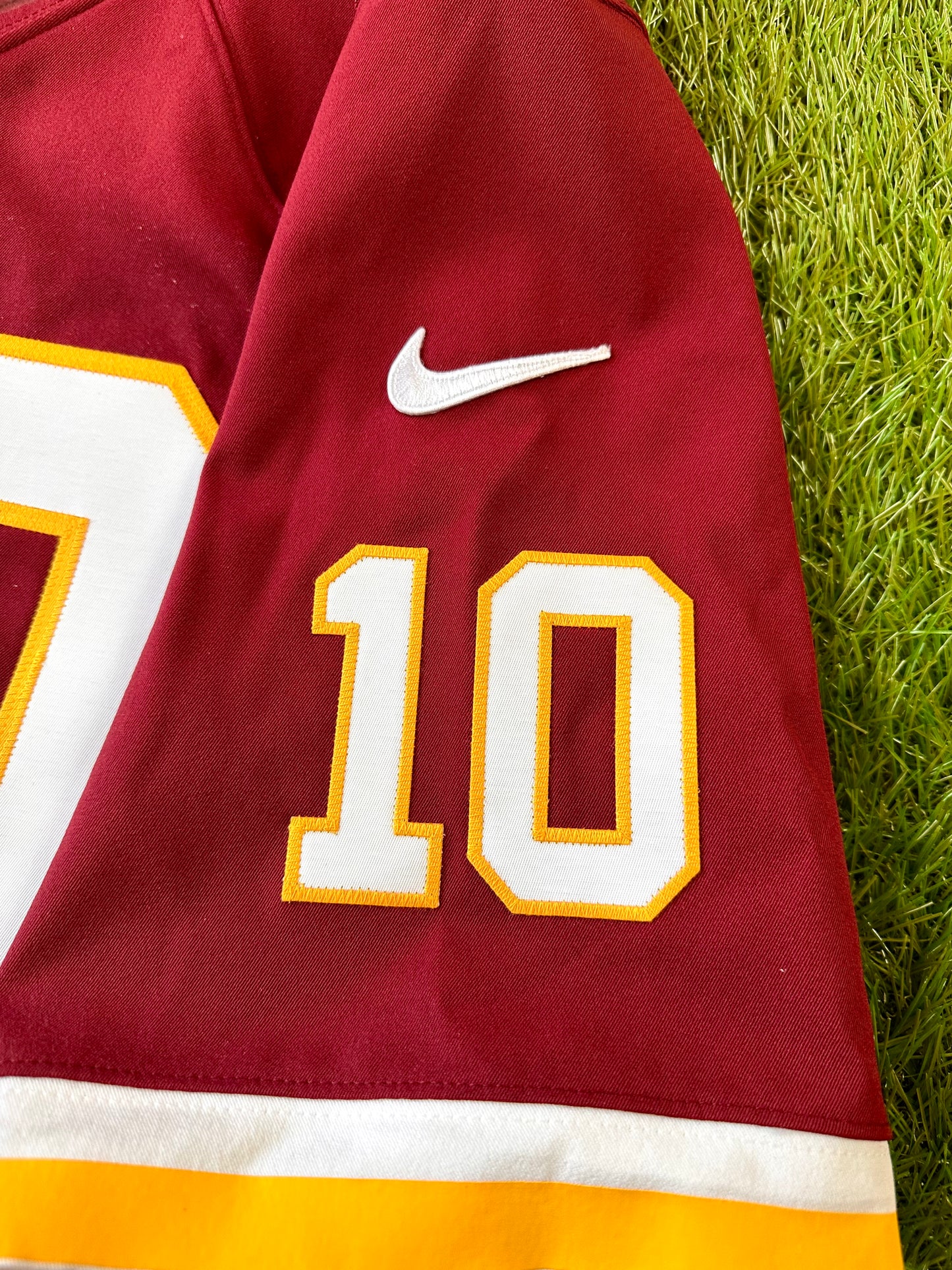 Washington Redskins Robert Griffin III 2012 NFL Football Jersey (48/XL)