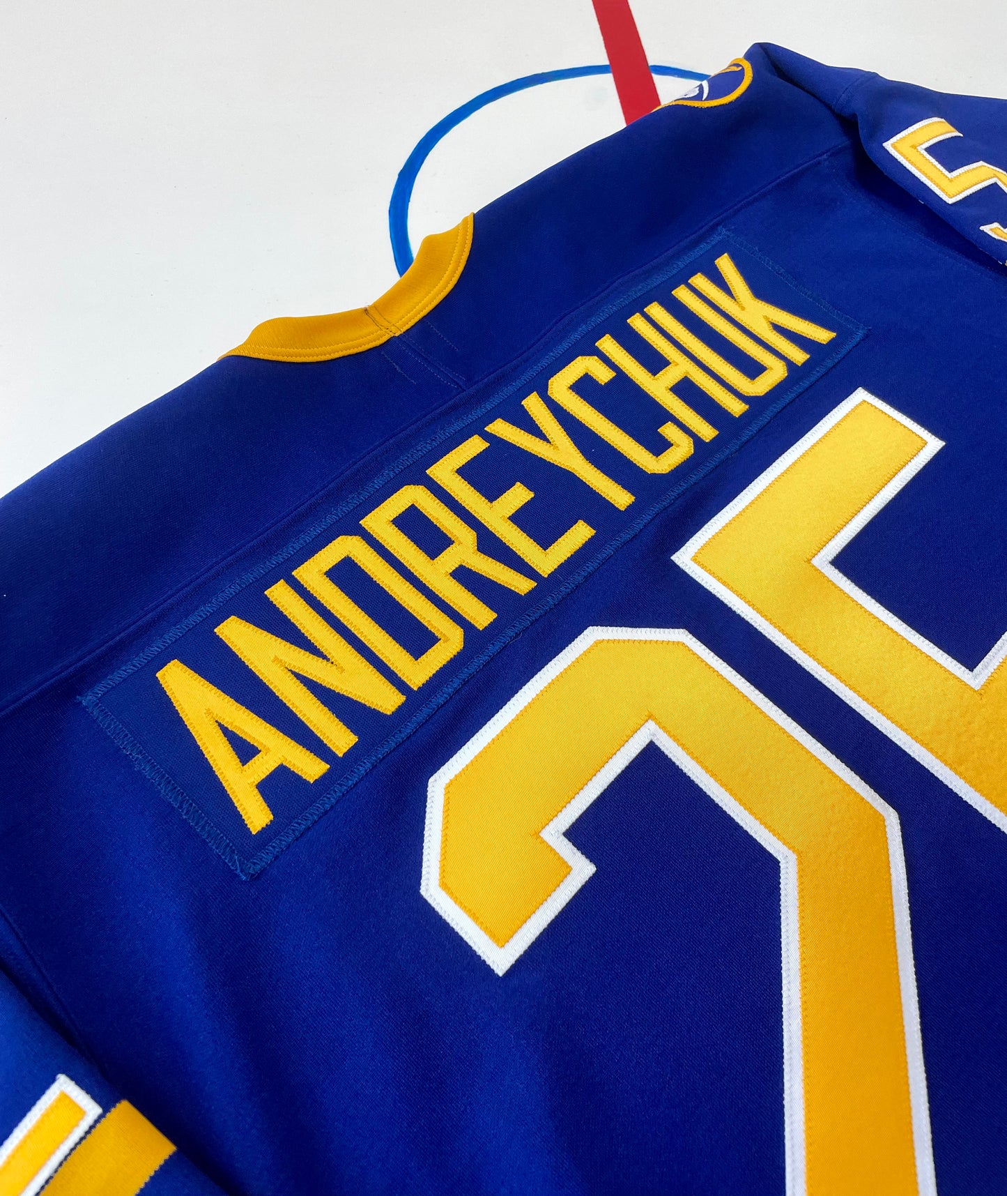 Buffalo Sabres 1983-84 Dave Andreychuk NHL Hockey Jersey (48/Large)