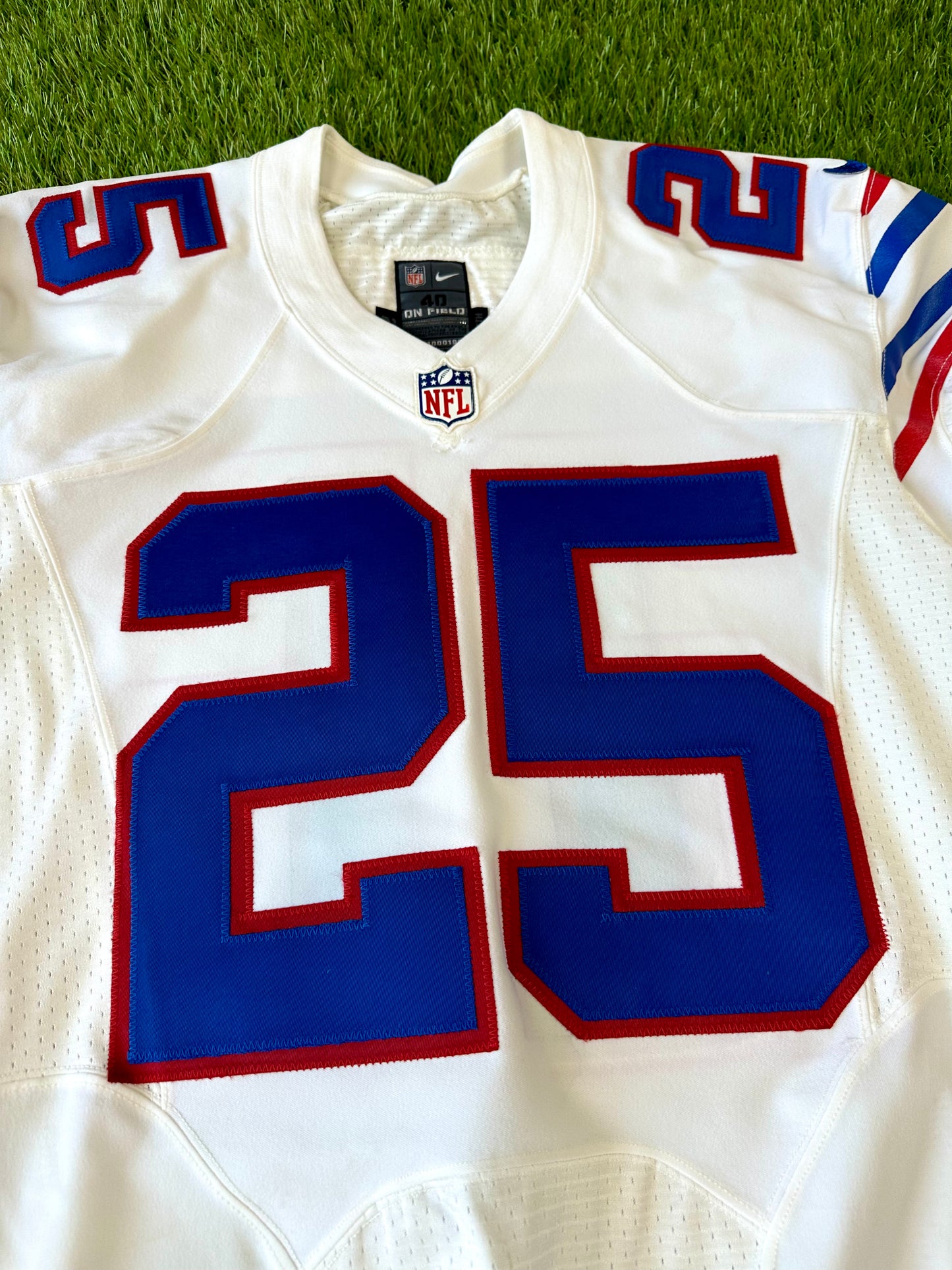Buffalo Bills 2015-2016 LeSean McCoy Throwback NFL Football Jersey (40/Medium)