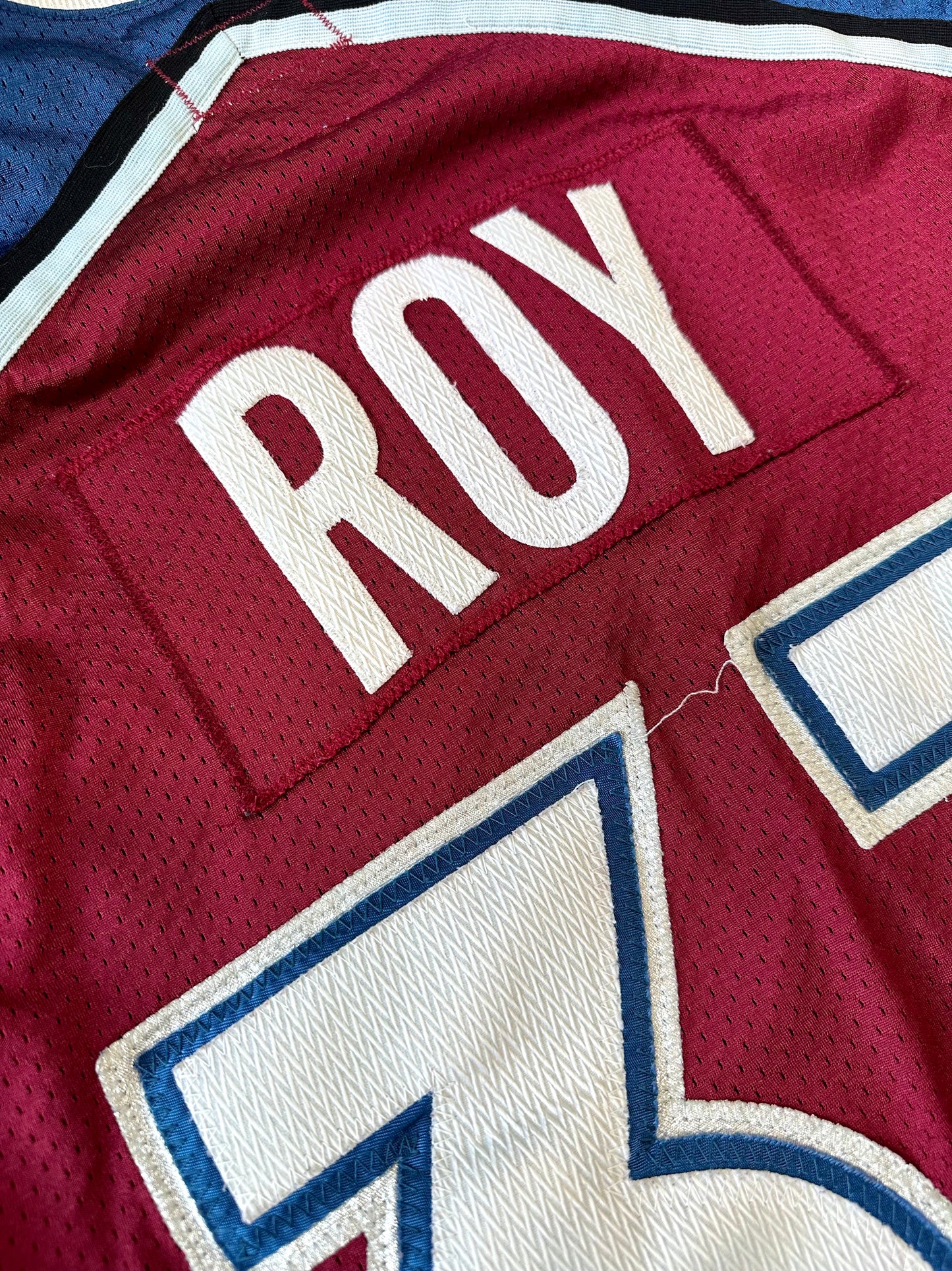 Colorado Avalanche 1996-1997 Patrick Roy NHL Hockey Jersey (46/Medium)