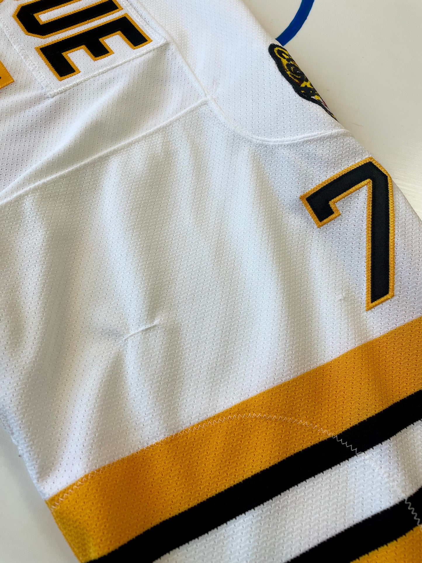 Boston Bruins 1988-1990 Ray Bourque NHL Hockey Jersey (48/Large)