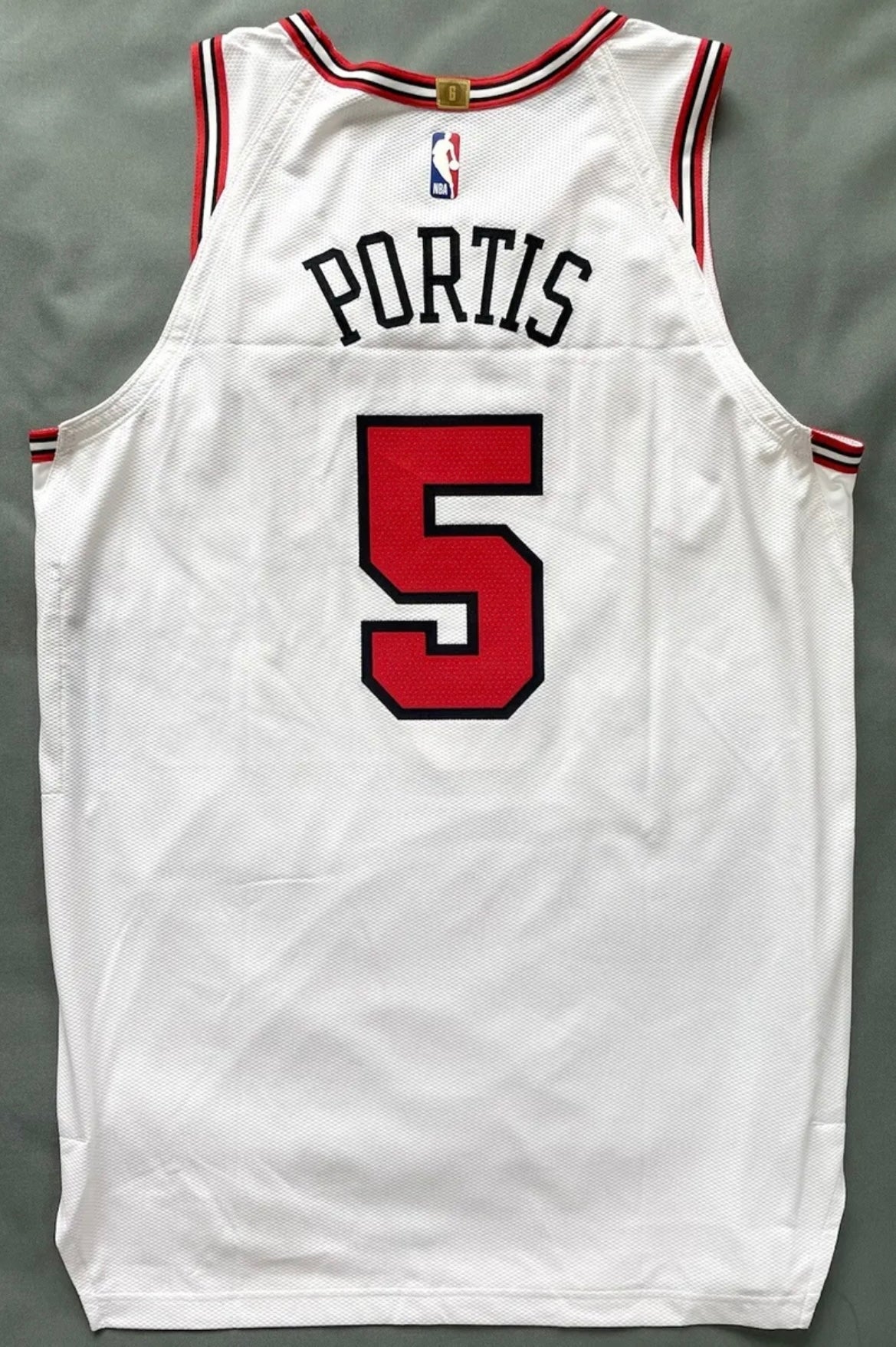 Chicago Bulls Bobby Portis 2018-19 Game Worn NBA Basketball Jersey (52/XXL)
