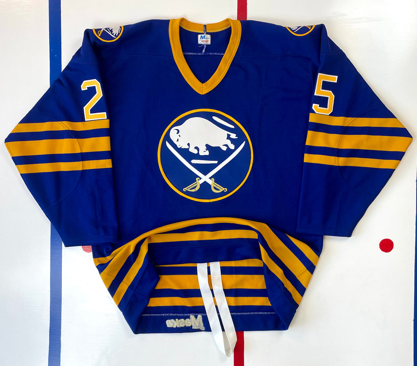 Buffalo Sabres 1983-84 Dave Andreychuk NHL Hockey Jersey (48/Large)