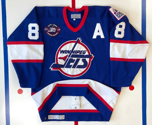 Winnipeg Jets 1996 Teemu Selanne Hockey Jersey (48/Large)