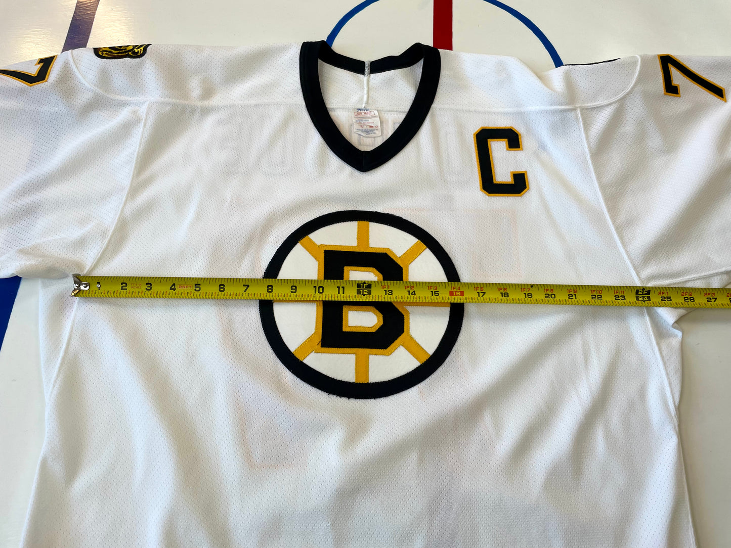 Boston Bruins 1988-1990 Ray Bourque NHL Hockey Jersey (48/Large)