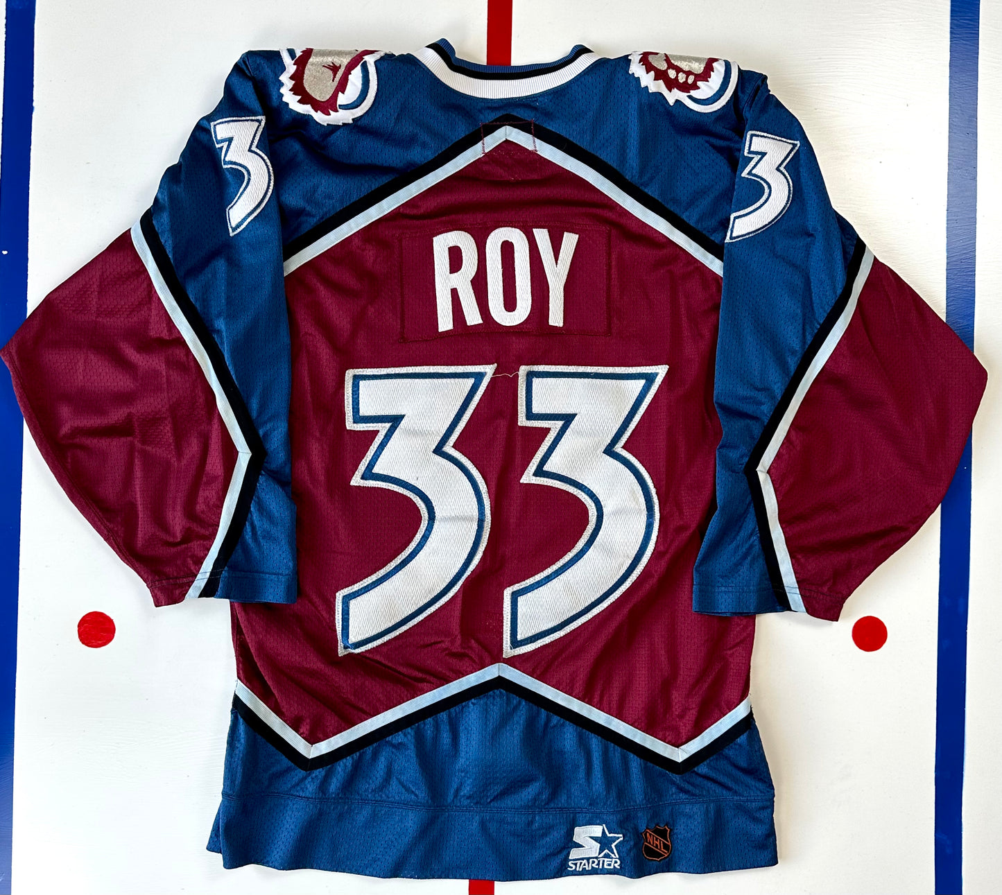Colorado Avalanche 1996-1997 Patrick Roy NHL Hockey Jersey (46/Medium)