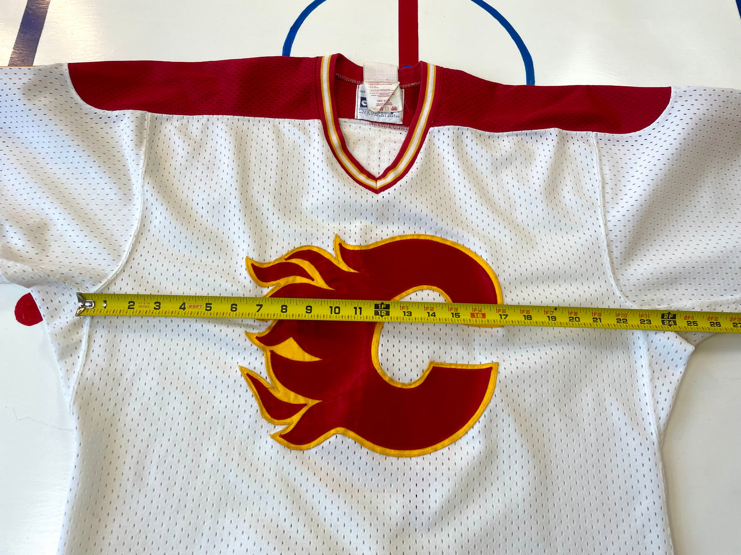 Calgary Flames 1981-1983 Lanny Mcdonald NHL Hockey Jersey (46/Large)