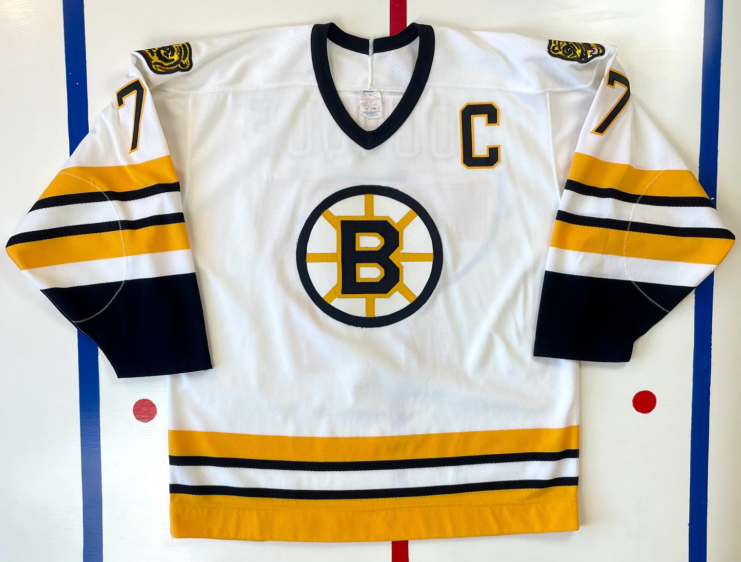 Boston Bruins 1988-1990 Ray Bourque NHL Hockey Jersey (48/Large)