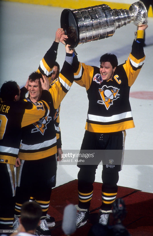 Boston Bruins 1988-1990 Ray Bourque NHL Hockey Jersey (44/Medium