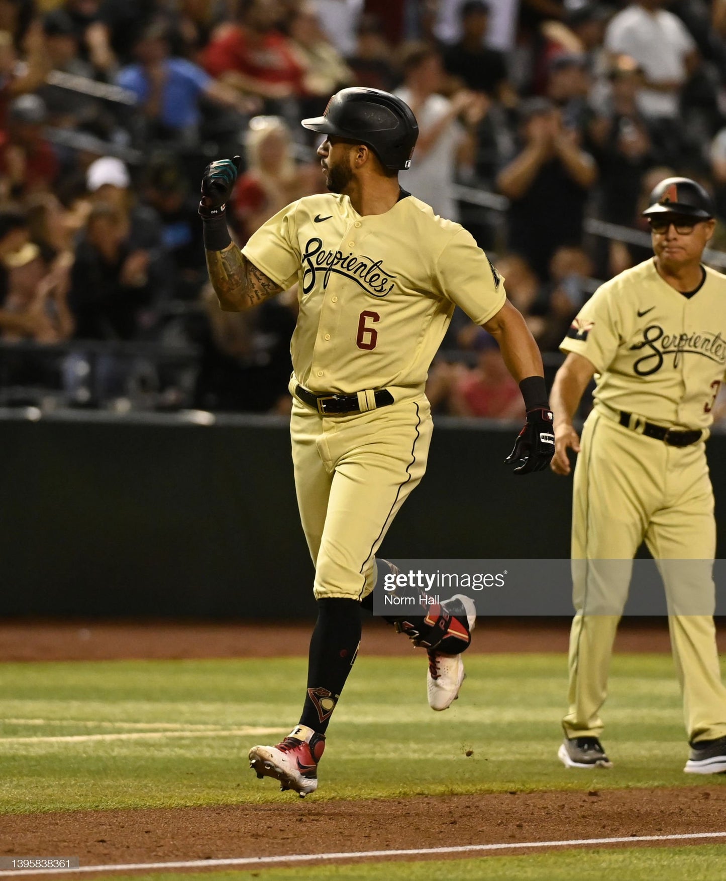Arizona Diamondbacks David Peralta 2021-2022 City Connect “Serpientes” MLB Baseball Jersey (40/Medium)