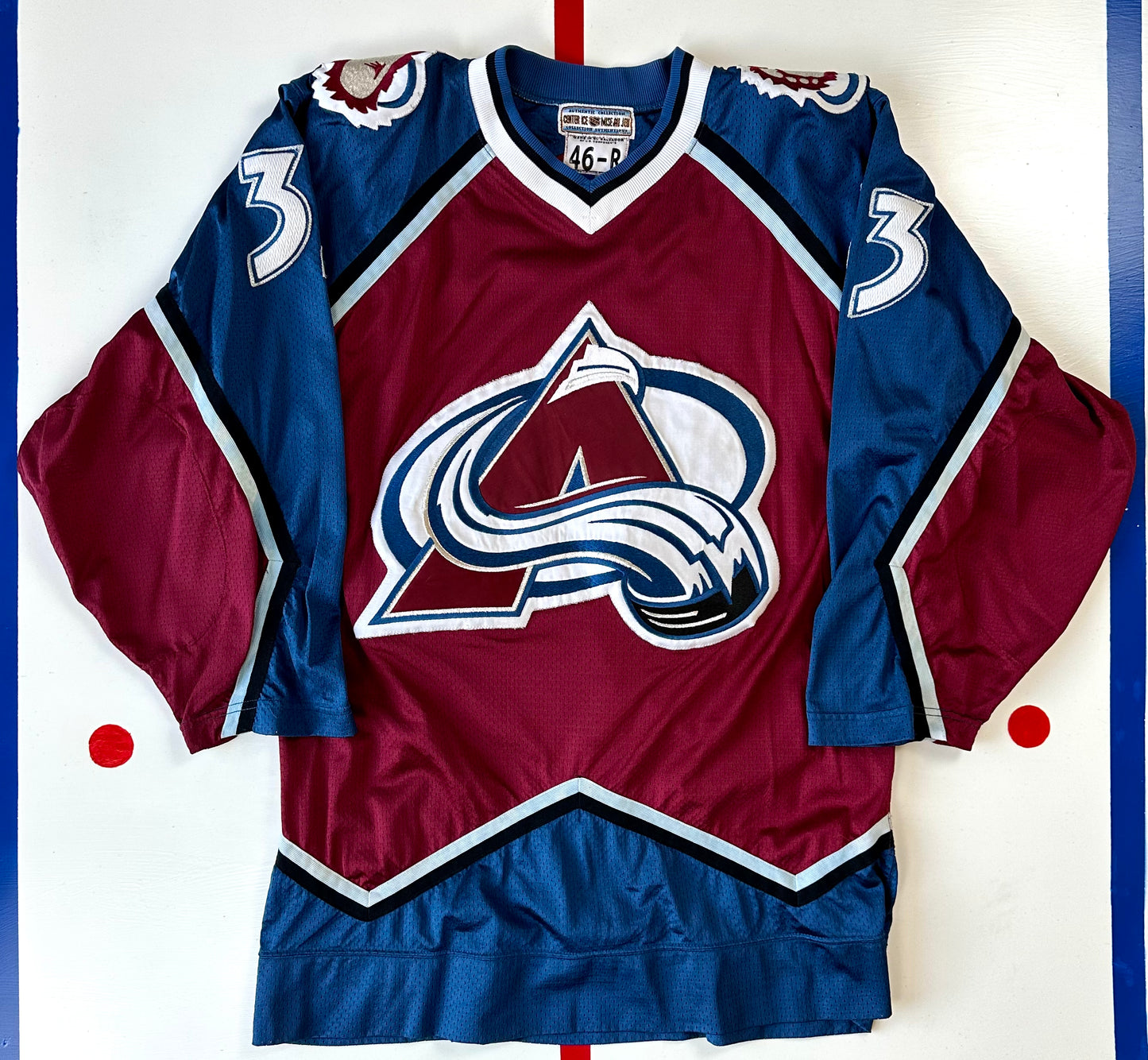 Colorado Avalanche 1996-1997 Patrick Roy NHL Hockey Jersey (46/Medium)